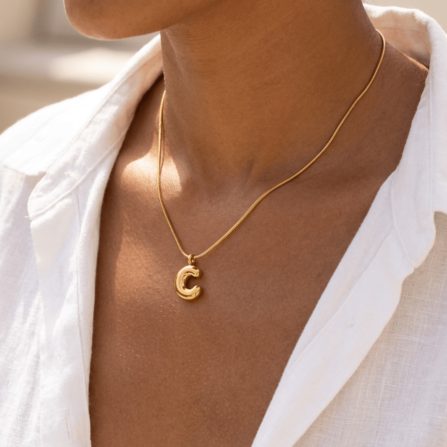 Collar Letra Burbuja Gold - Lovia