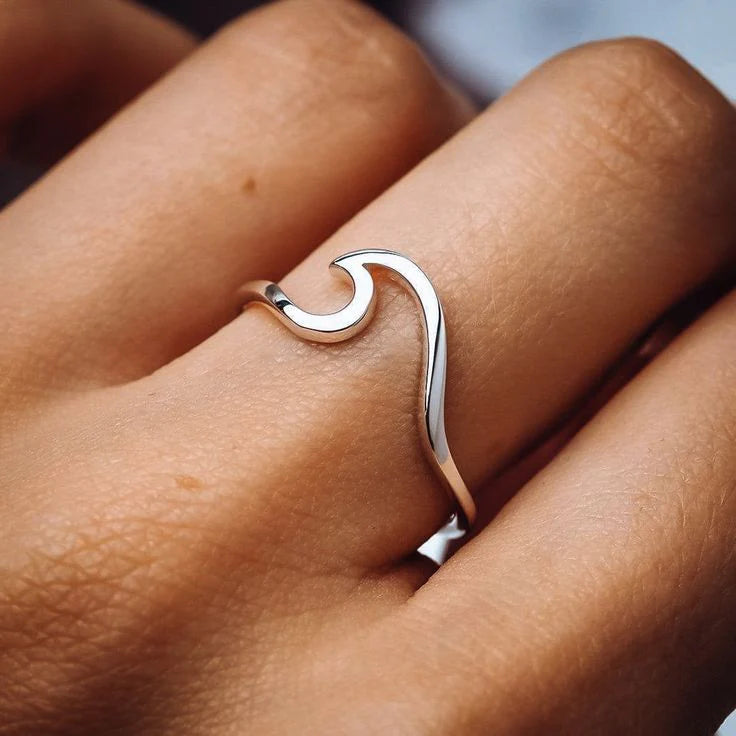 Anillo Ondas Minimalista