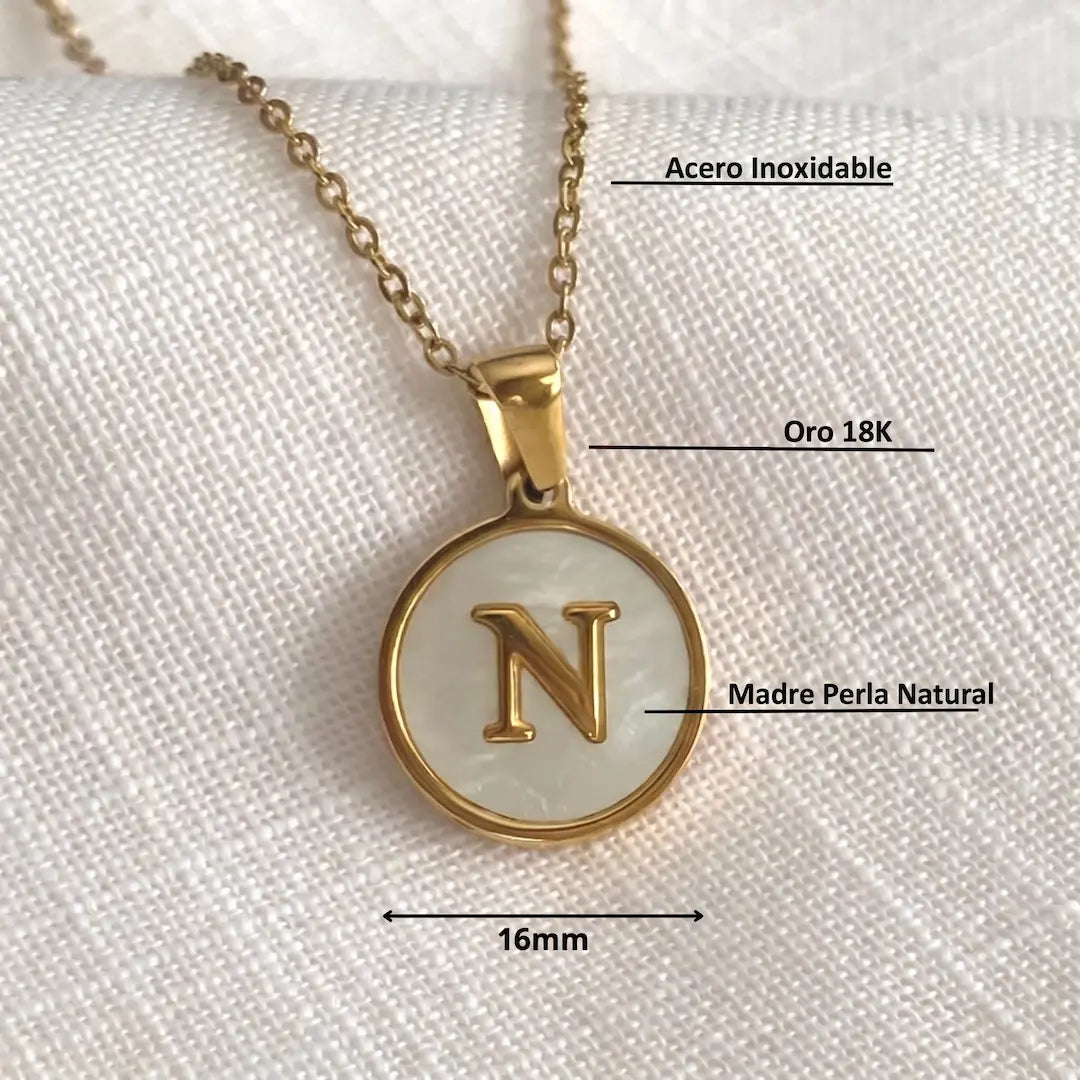 Collar Letra Clásico